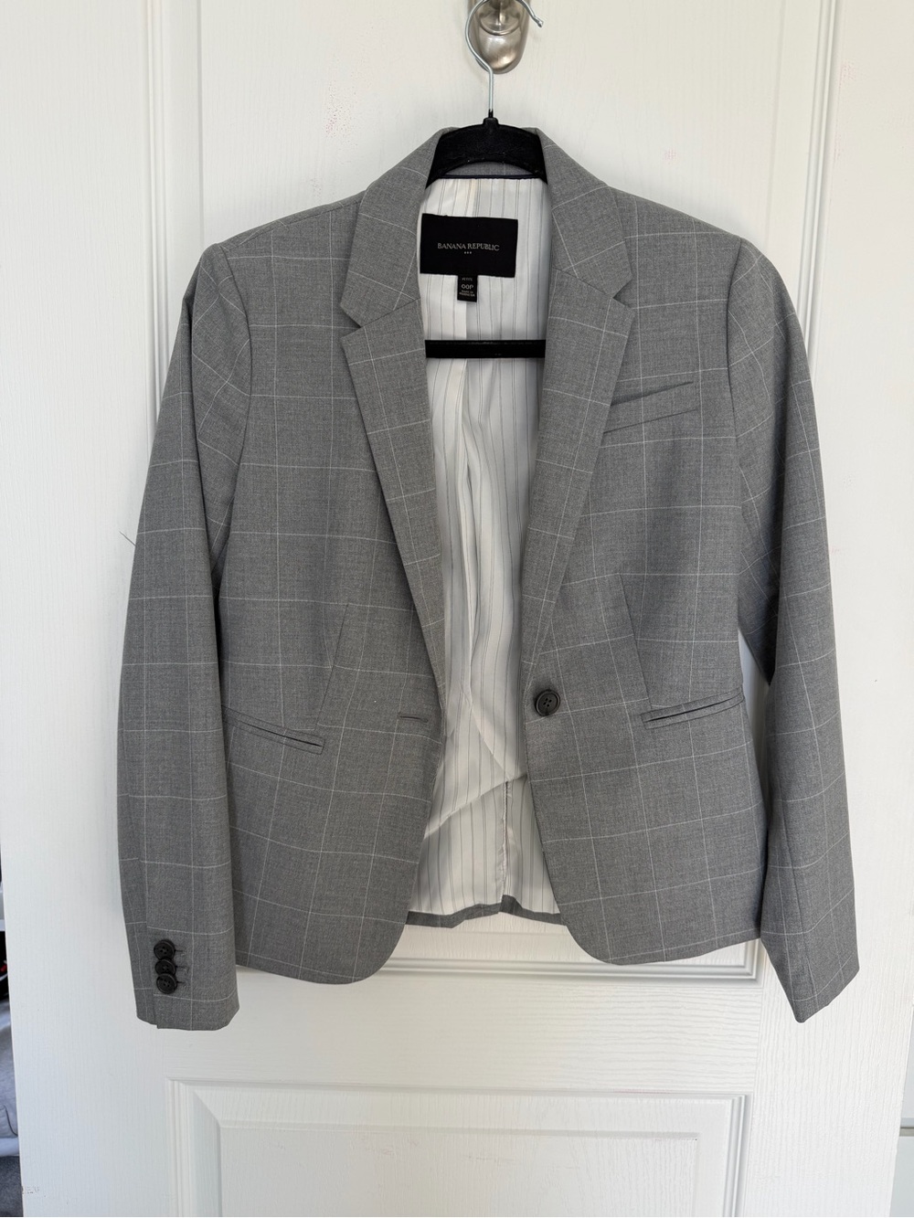 Banana Republic Women’s Gray Windowpane Blazer - Size 00P Petite